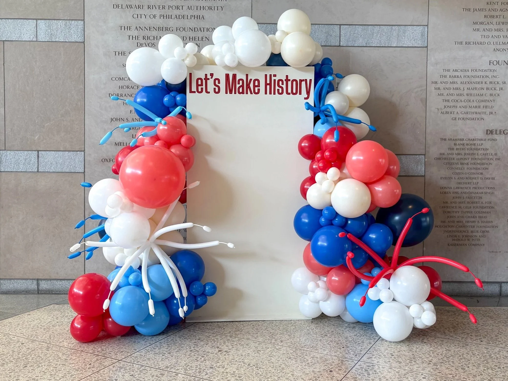 CUSTOM BACKDROP W/ 15' DELUXE BALLOON GARLAND
