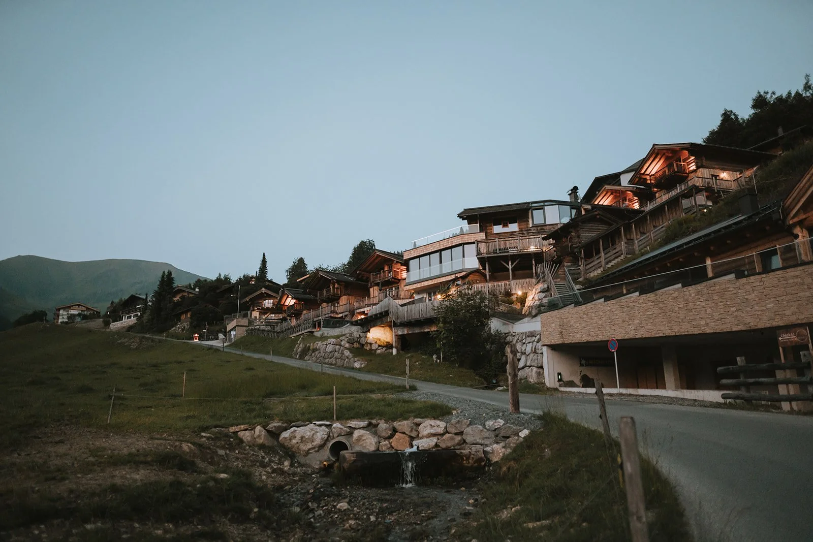 Nomadic Hearts_N&L 0001_websize.jpg