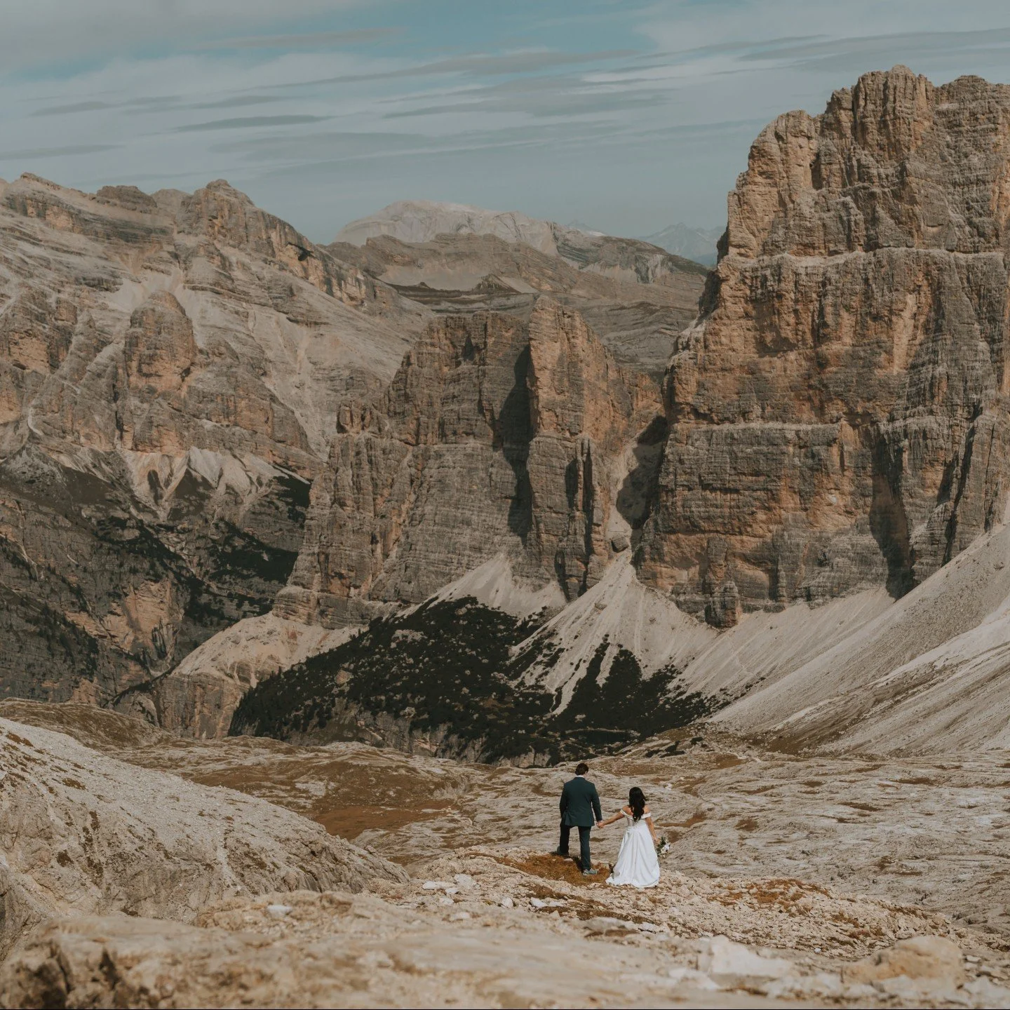 A sustainable elopement is designed to minimize its impact on the environment. It involves choosing eco-friendly options for all aspects of the wedding, including the venue, transportation, decorations, and food. If you value a sustainable lifestyle,