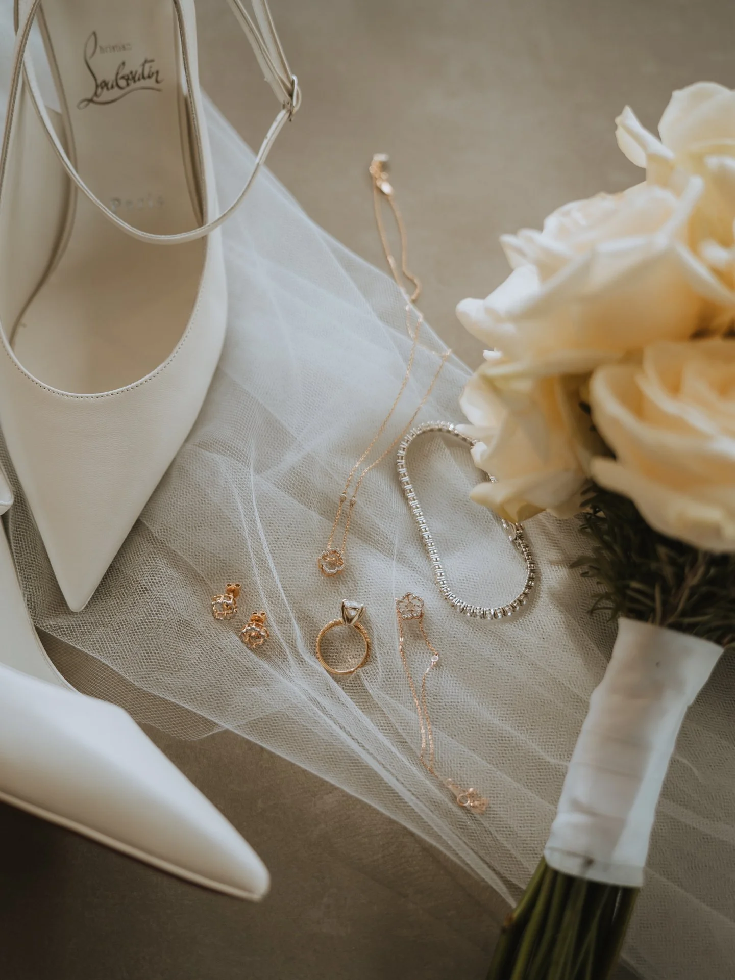 Eloping means you get to choose intention over expectation. No guest lists to manage. No traditions to force. Just the freedom to create a day that feels like a reflection of your love - not a performance.

The magic is in the details: 
- The jacket 