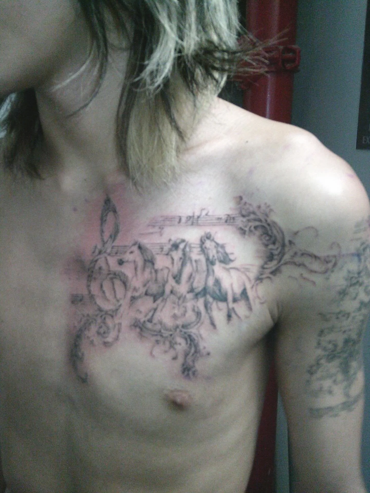 last tattoo for this year <3 so grateful, thank you always max 𝄞𓃗♪♫♪
upper arm 1 year healed ♪♡