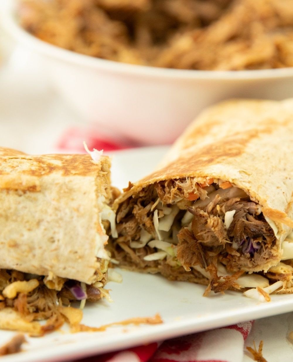 🌯🔥Soft tortilla. Smoky pulled pork. A little crunch. A messy, perfect bite.⁠
Be honest&hellip; do you fold your wrap tight or overload it until it barely closes? 😄Pulled Pork Wrap = quick lunch that tastes like BBQ heaven.⁠
⁠
Get the recipe in our