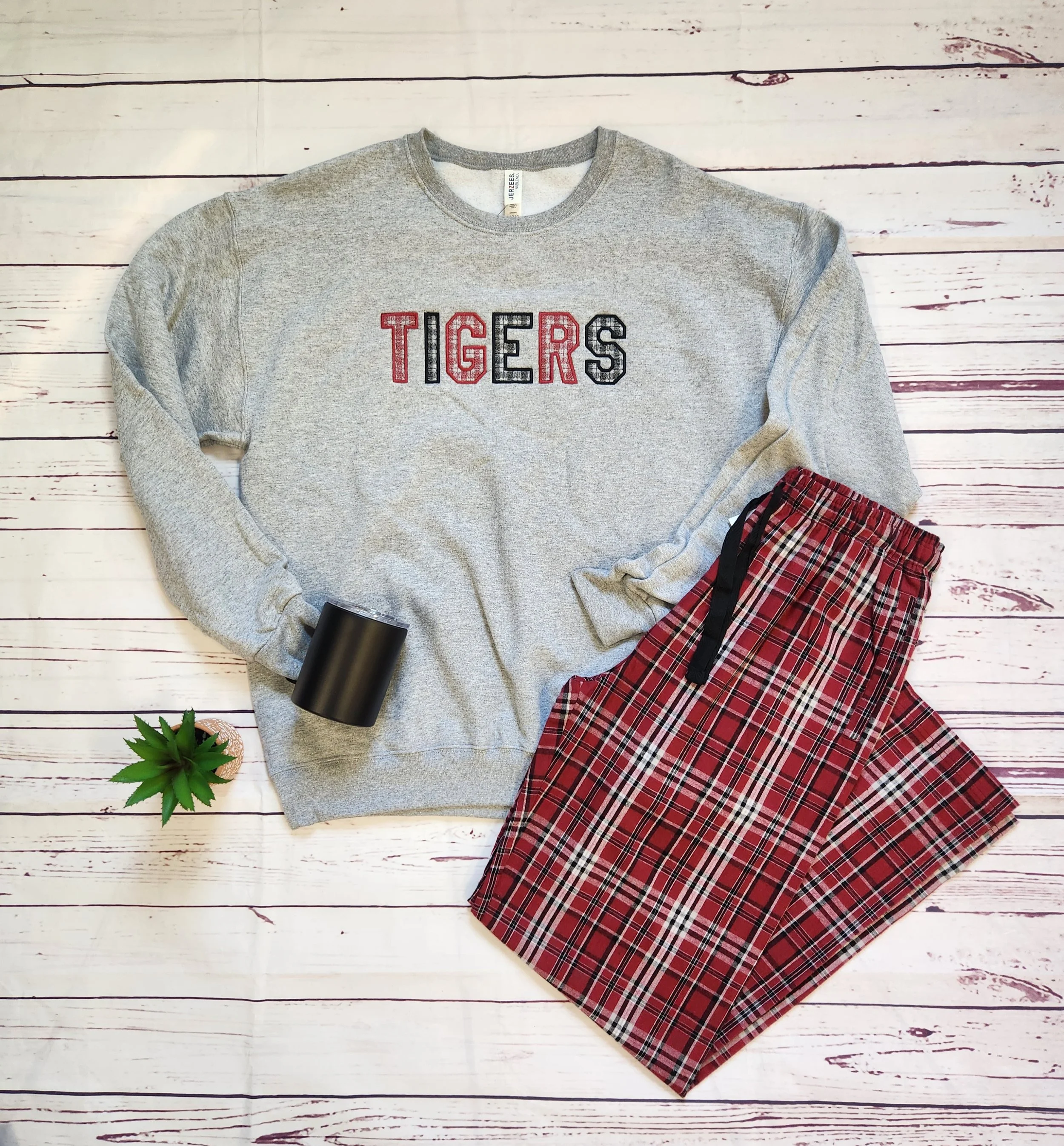 WBG EXCL PLAID 01.jpg