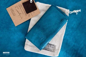 The Fold Plus - Handmade minimal leather wallet | Nostitch