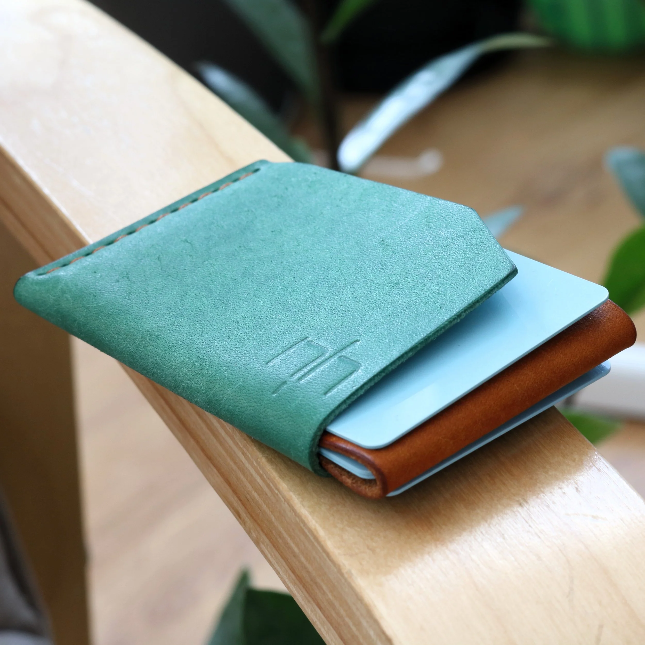 Leather Pocket organizer wallet for up to 6 credit cards