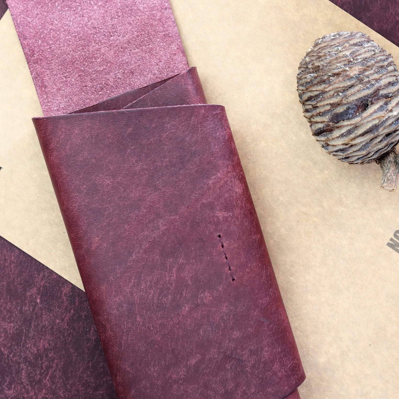 Galaxy Z Fold 6 leather cover case. Handmade in the EU from high quality Italian leather.