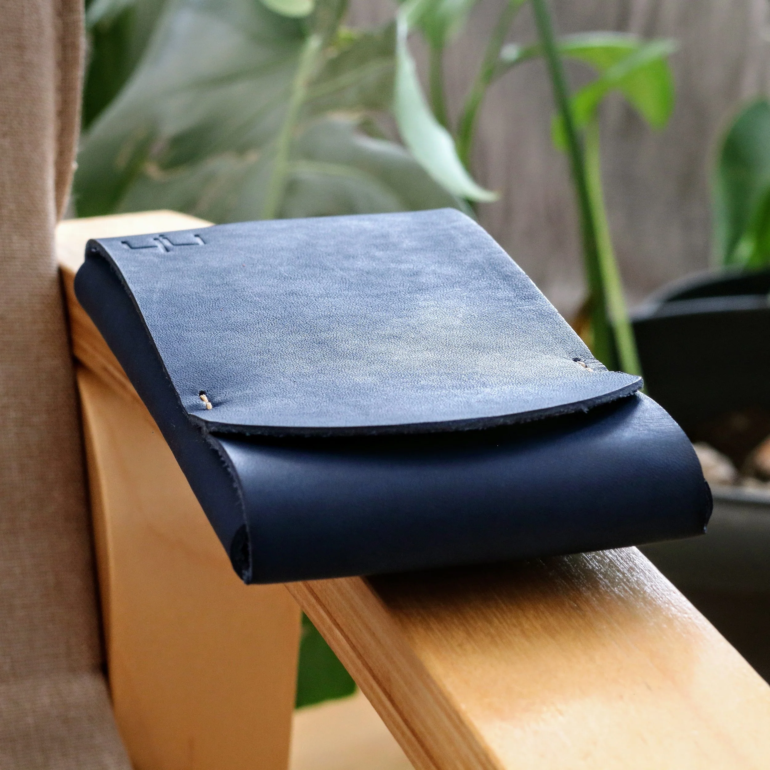 Italian veg tan leather phone sleeve case for Galaxy S26 Ultra. made in Europe