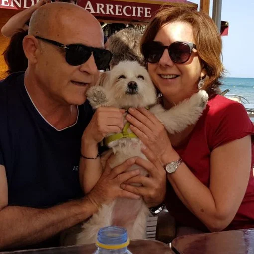 50 MÓNICA MARTINEZ (la niña mimada)