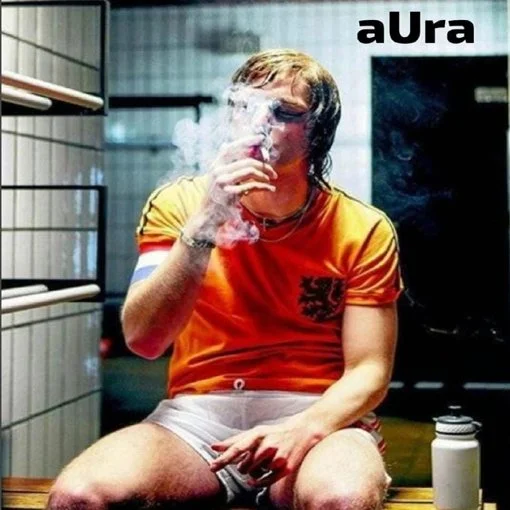 12. RUBÉN G. URDANGARÍN  aura