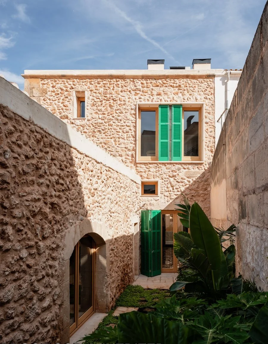 Exquisite Reformed Village House with Indoor Pool and Expansion Project in Campos