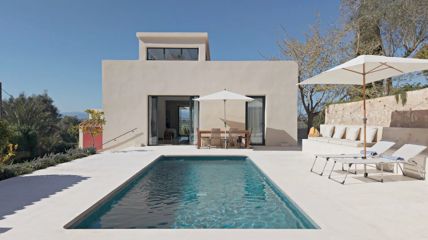 Stunning Designer Finca with Tramuntana Views &amp; Guest Apartments in Montuiri