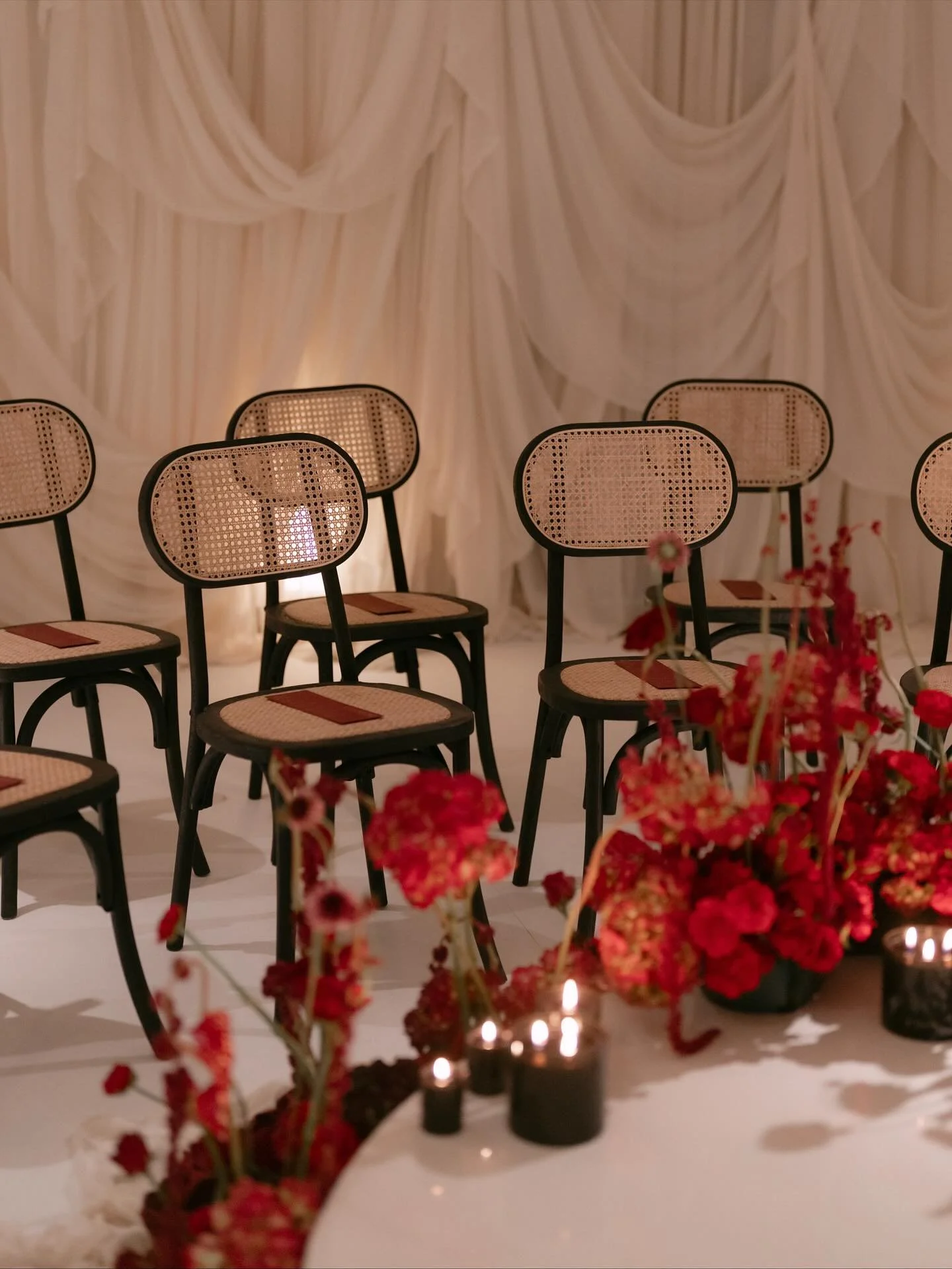 A Vision in Red &mdash; a bold and captivating editorial celebrating creativity in its most vibrant form. 

Planned by @clairedomoteweddings, this shoot brought together an incredibly talented team of suppliers, each adding their own artistry to crea