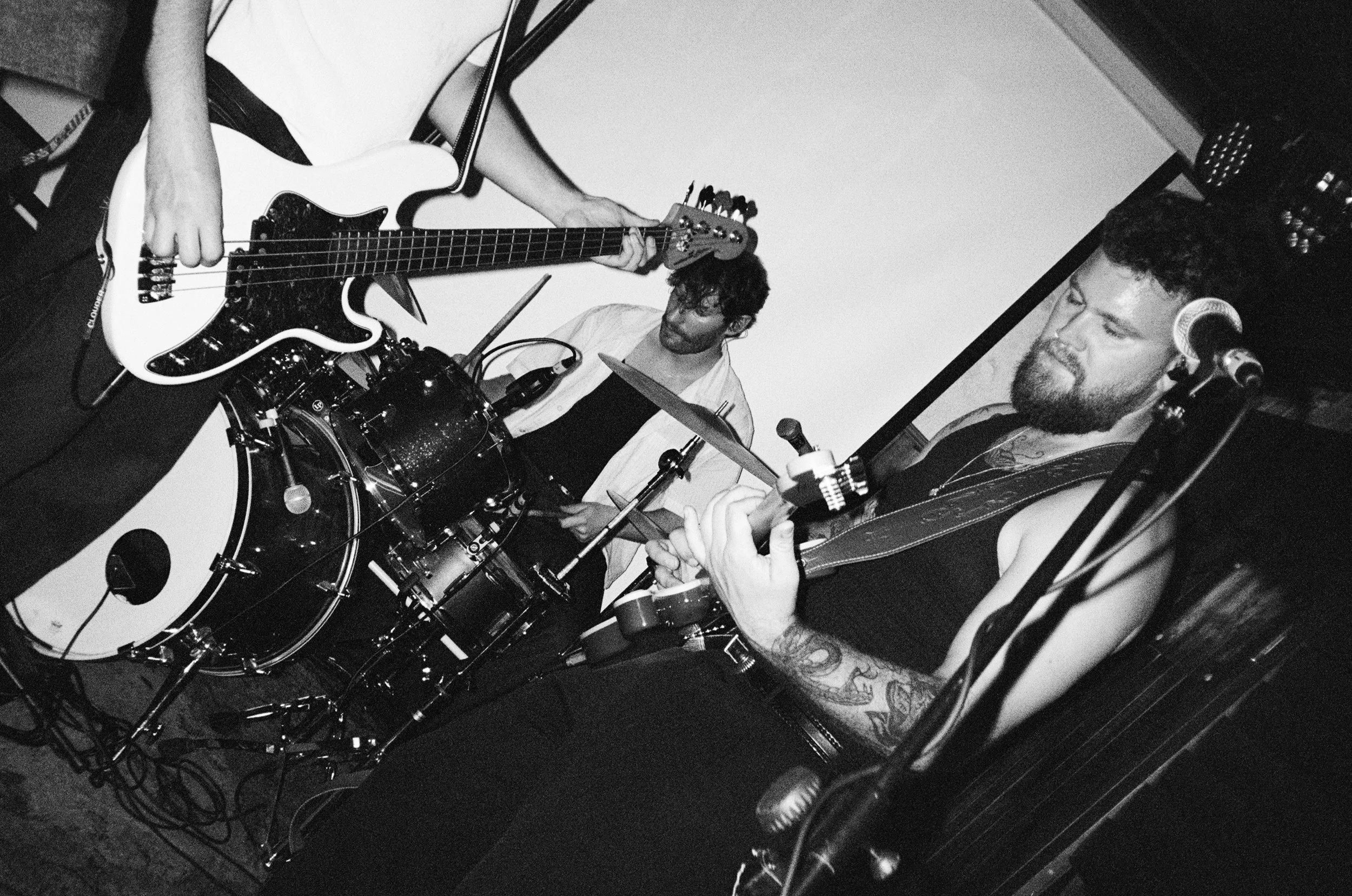 Mac The Knife 111025 Free Rein Media_12.jpg