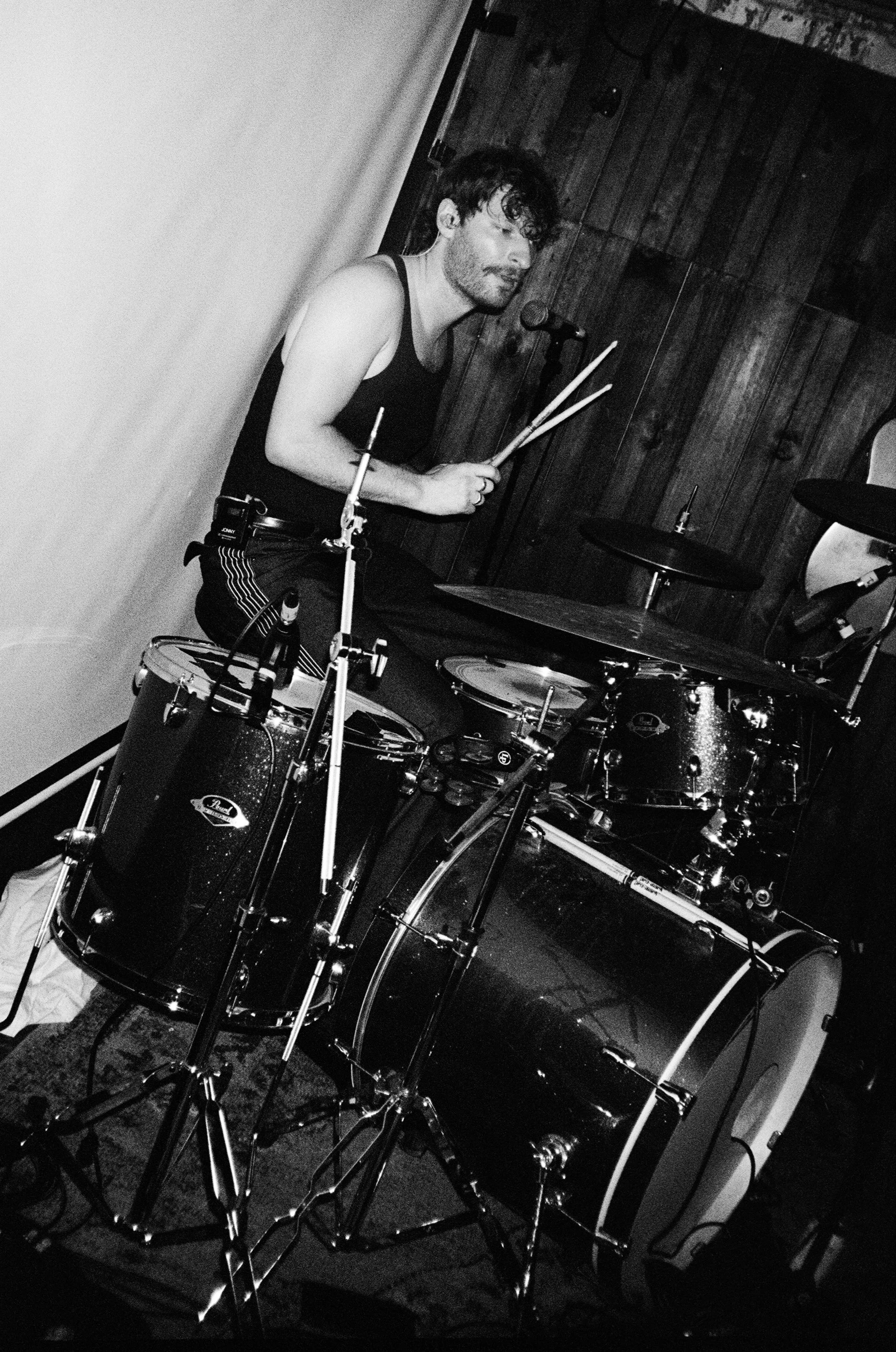 Mac The Knife 111025 Free Rein Media_18.jpg