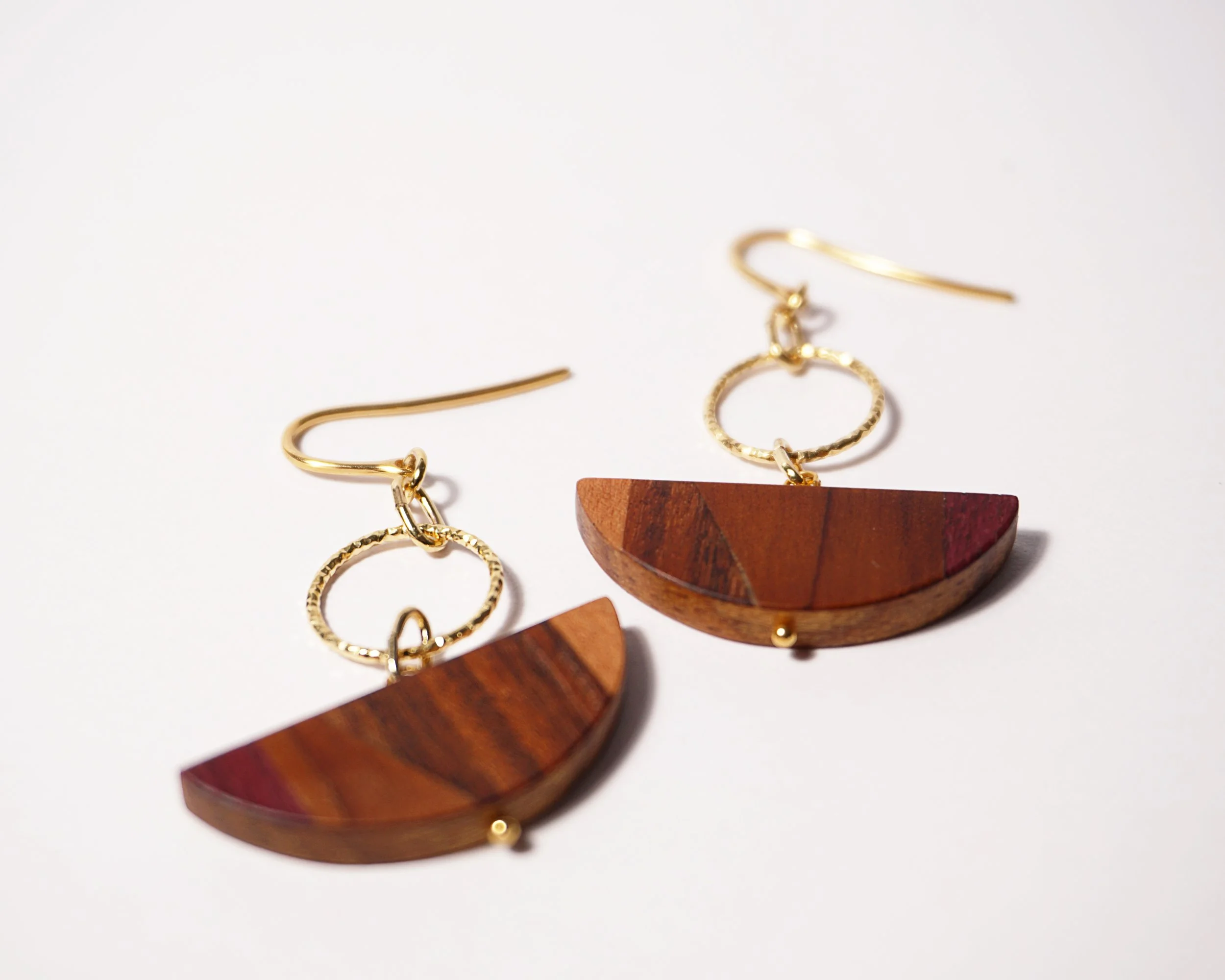 Demi-lunes framiré plaqué