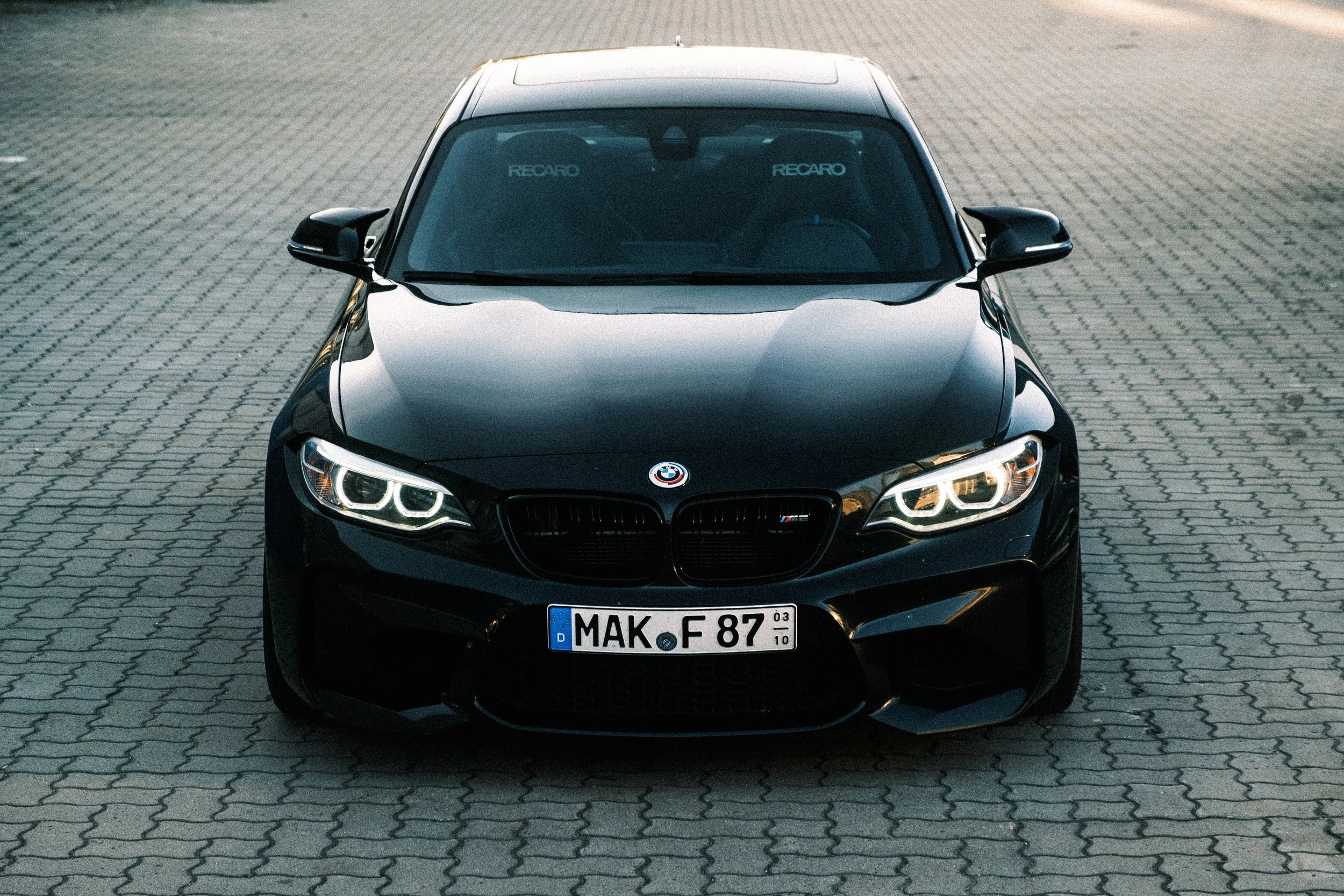 Car-Shoot BMW M2