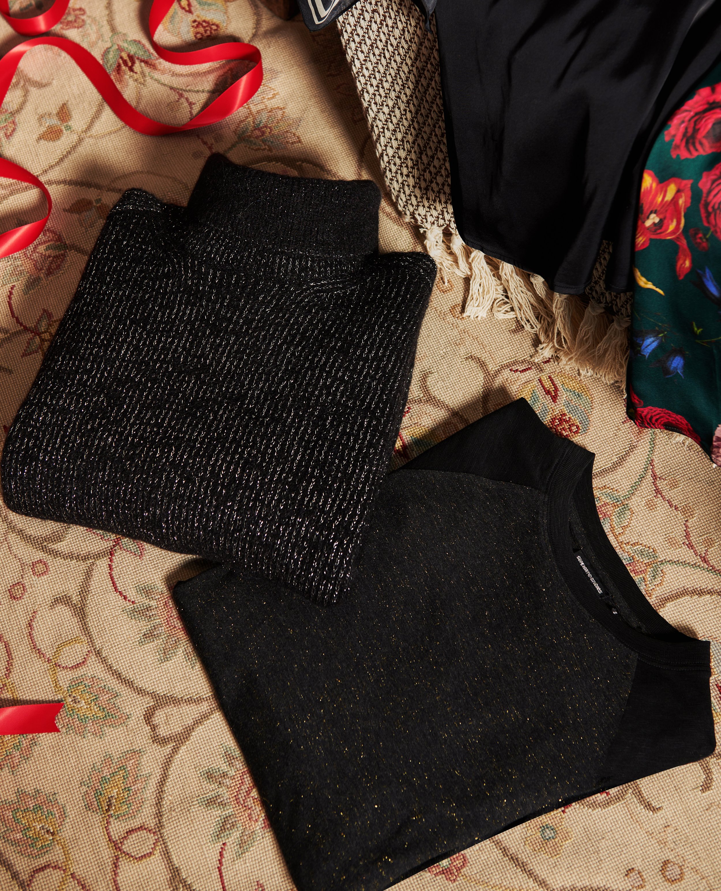 BM92-AW22-Gifting-SB-JR1030 copy.jpg