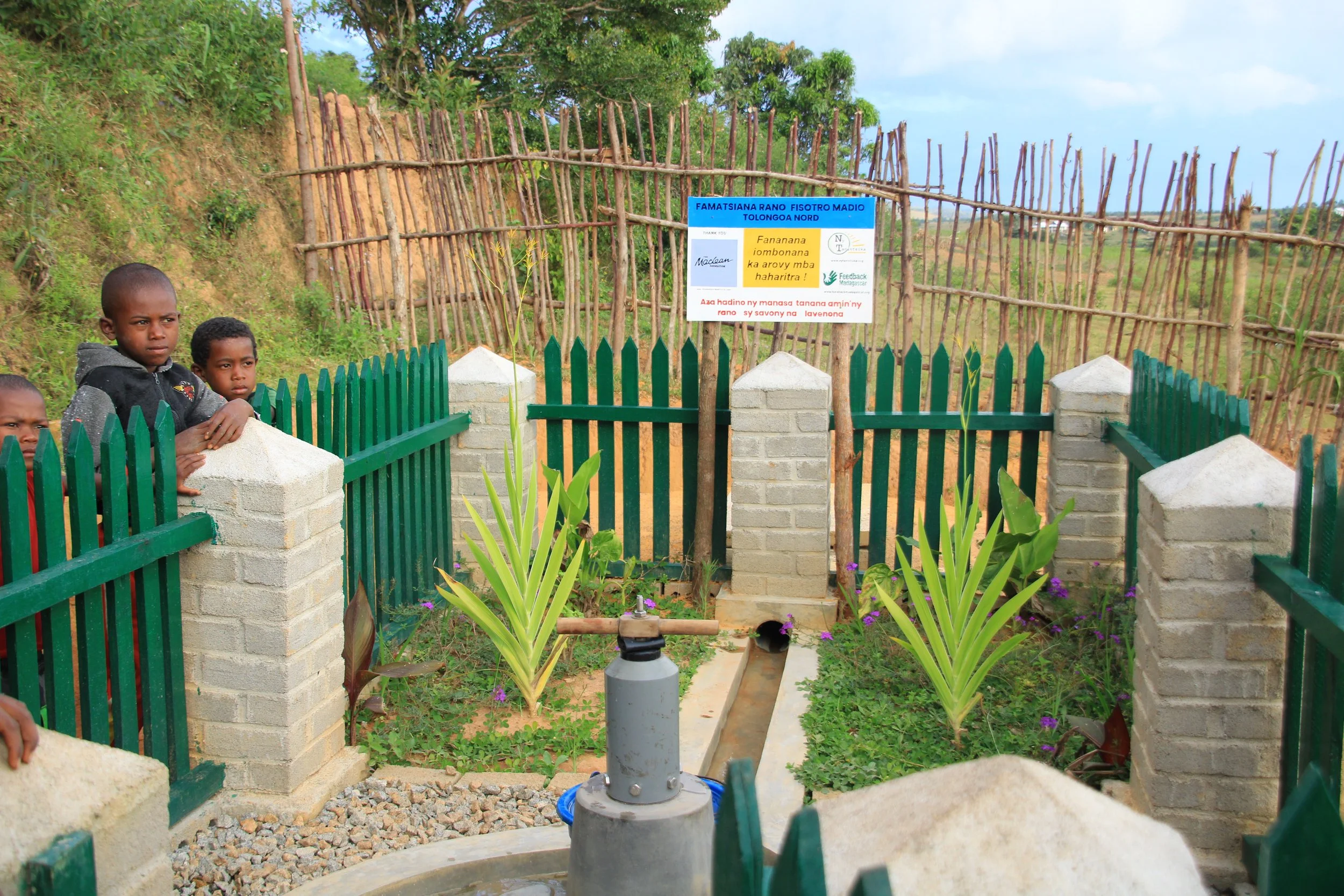 Tolongoa Nord borehole, funded by the Maclean Foundation