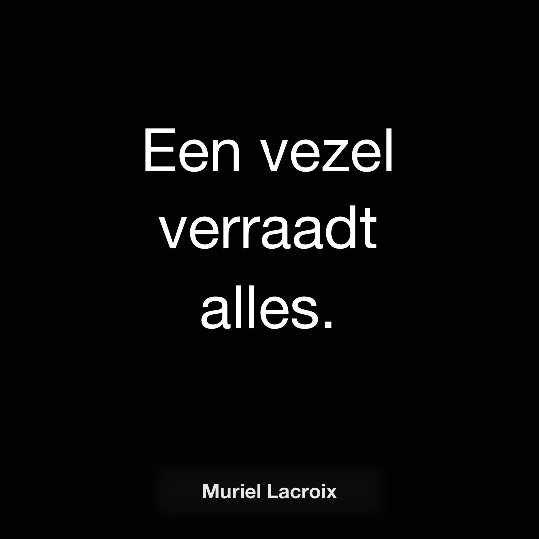 Tussen wol en vezels
leerde ze materiaal lezen.

#WatBlijft #Boek2026 #Resonantie #Literatuur #Thriller