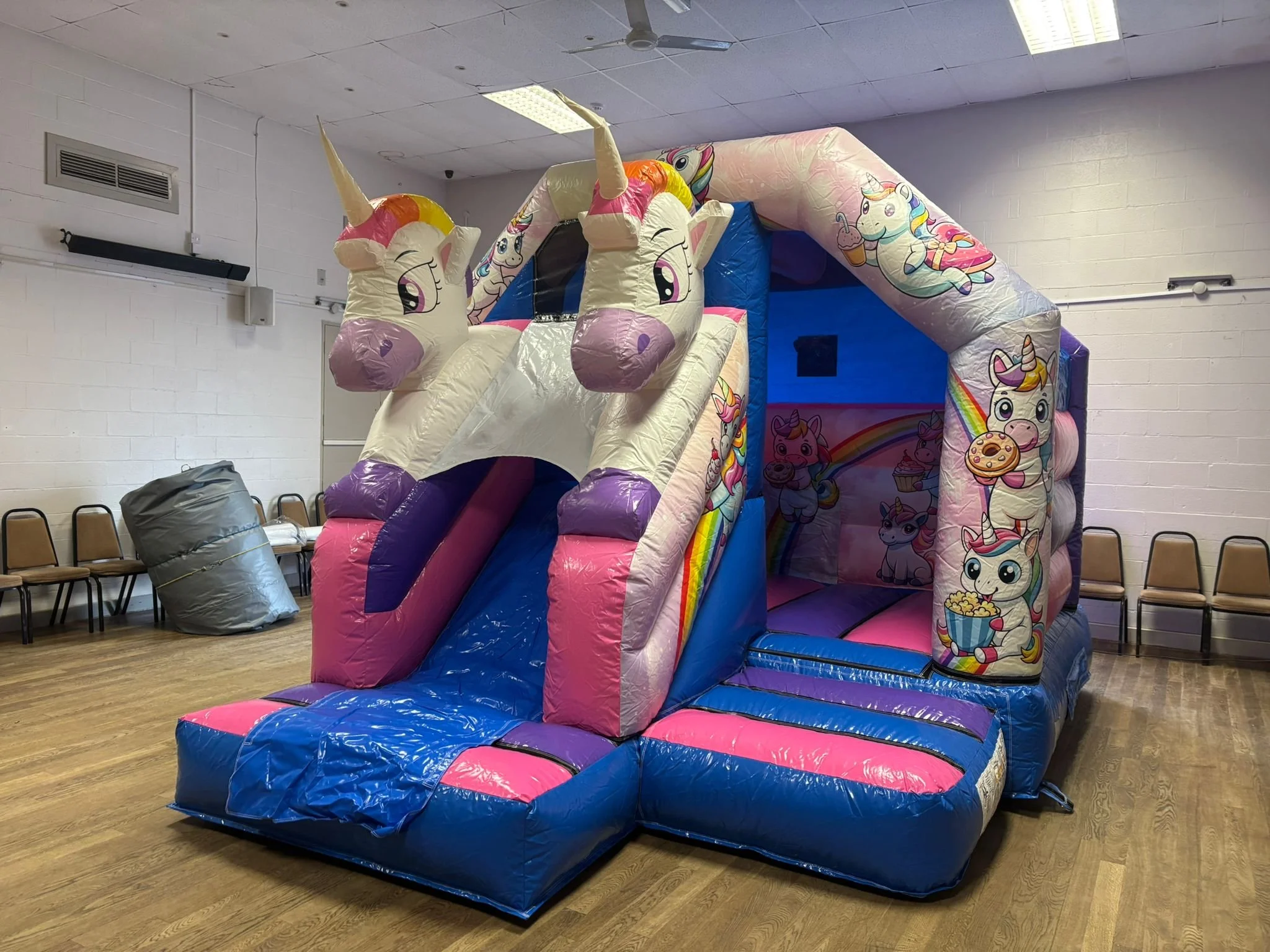 Unicorn 3D (12ft x 15ft)