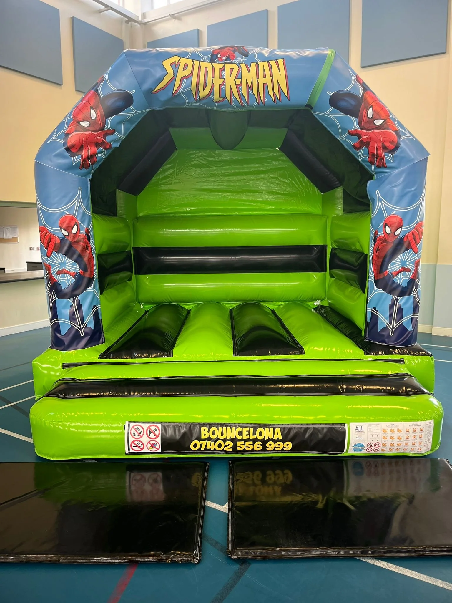 Spider Man Velcro (12ft x 12ft)