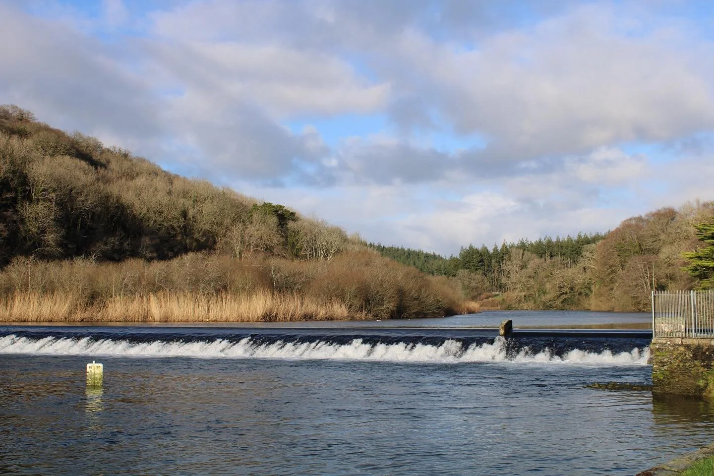 Step outside the barn and there’s plenty of stunning scenery and places for you to explore π  #lopwelldam #dartmoor #southwestisbest #adventureawaits