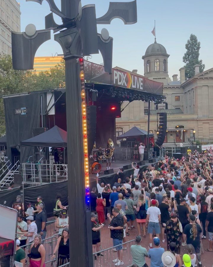 Downtown Portland came alive last night as thousands gathered @thesquarepdx for The Roots concert. Who says downtown can&rsquo;t recover!  #pdxlive #downtownpdx #portland #pioneercourthousesquare #cityandspire