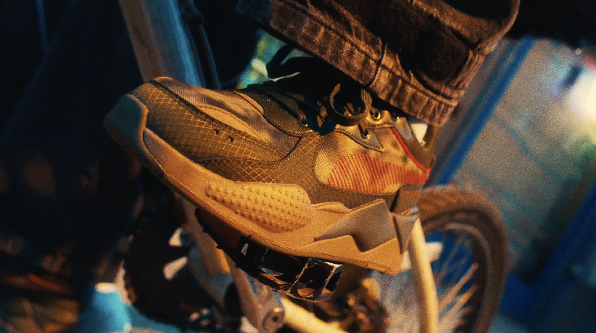 Puma RS-X - Still 2.png