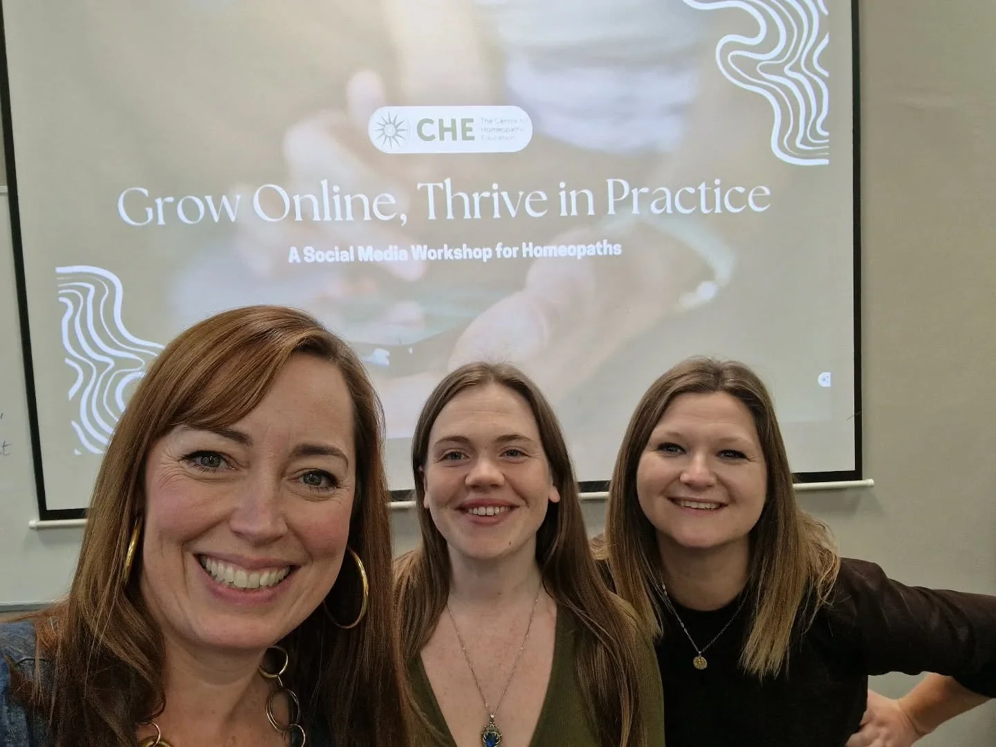 Spending a fab day @che_homeopathy learning social media skills for homeopaths. Learned loads, thank you so much 🙌🏻💕