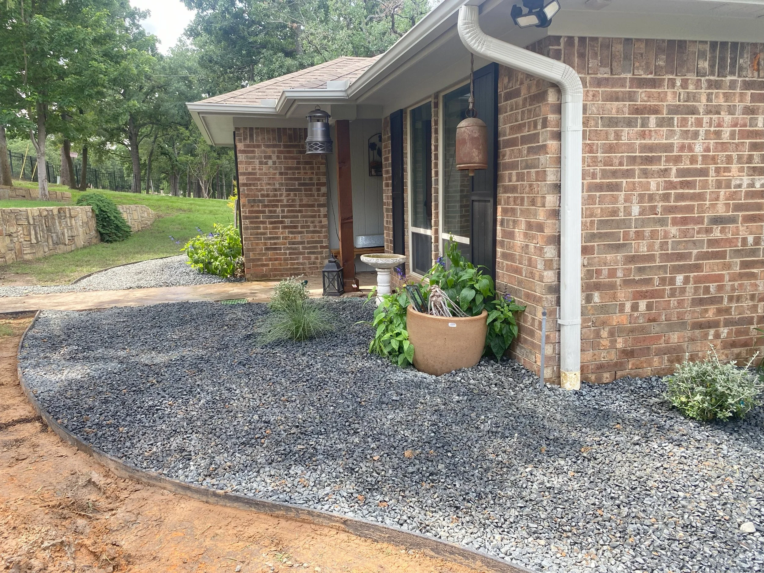 Crushed Basalt FY Flowerbed1.jpg