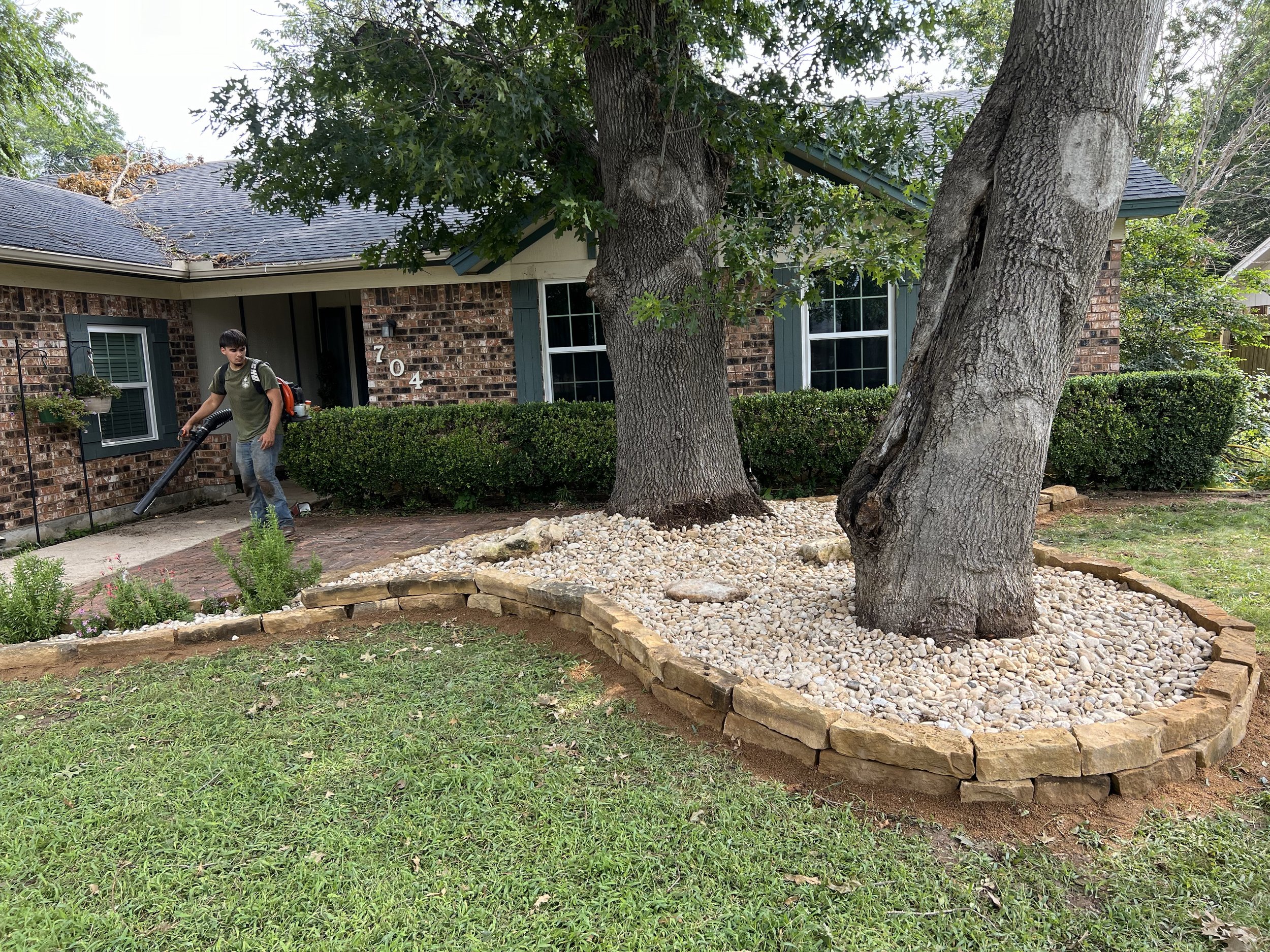 Frys New Flowerbed.jpg