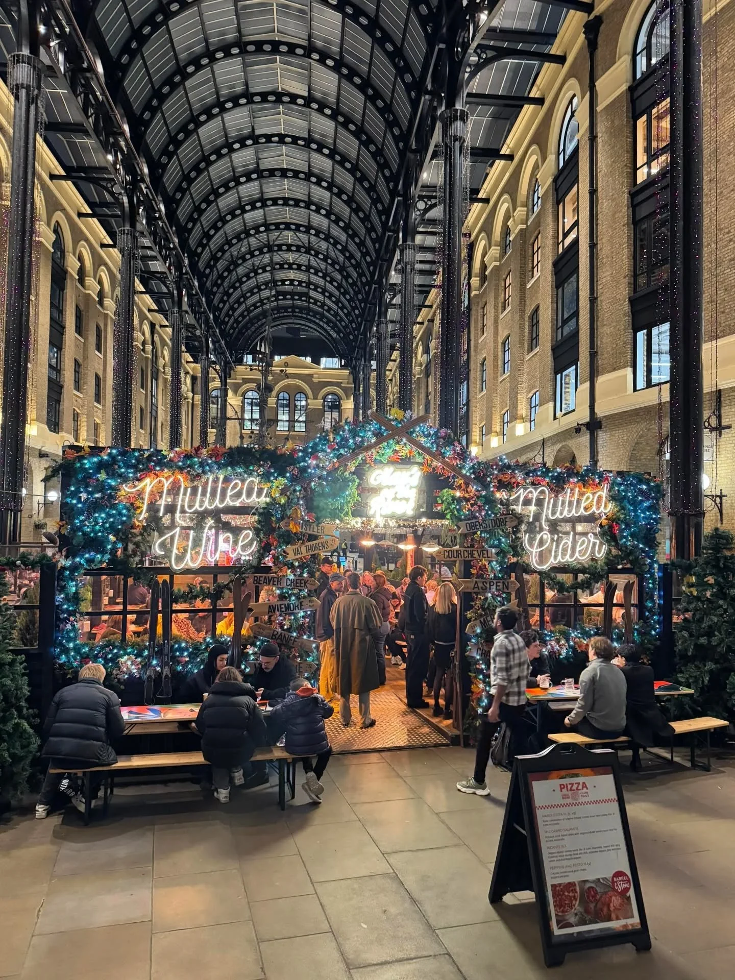 Some moments from the weekend 📸😍 Who's coming to Hays this week?

We have a new pizza &amp; pint deal on from tomorrow 👀🍕🍺 Come and see what's new!

#londonbar #londonhotspots #ldn #springiscoming #timeoutlondon