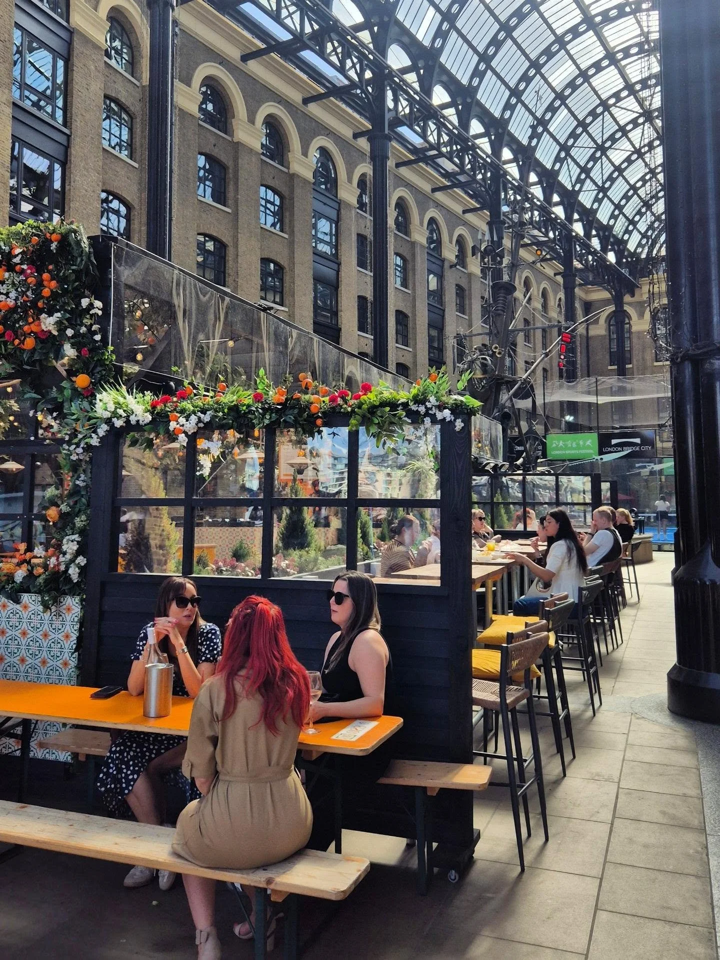 The perfect spot for your heatwave hangouts ☀️ Ice cold drinks, delicious food options &amp; all under the iconic Hays Galleria.

Walk-ins &amp; bookings welcome!

🔗 Link in bio

#HaysOnTheRiver #londonlandmark #londonfoodie #londonbar #whatsoninlon