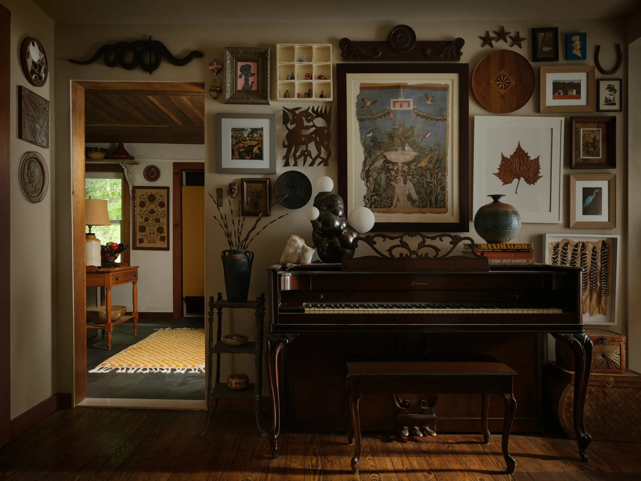 stroudsburg-pa-farmhouse-family-room-01.jpg