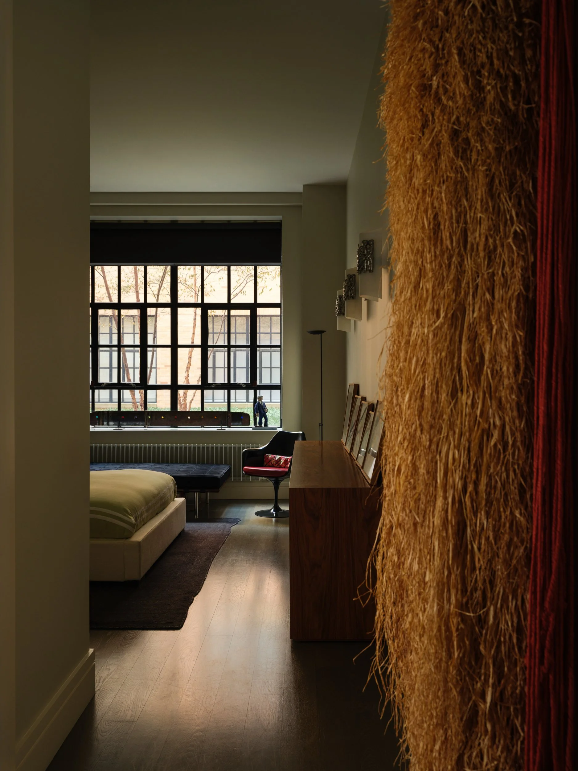soho-loft-jamie-drake-design-bed-room-1.jpg
