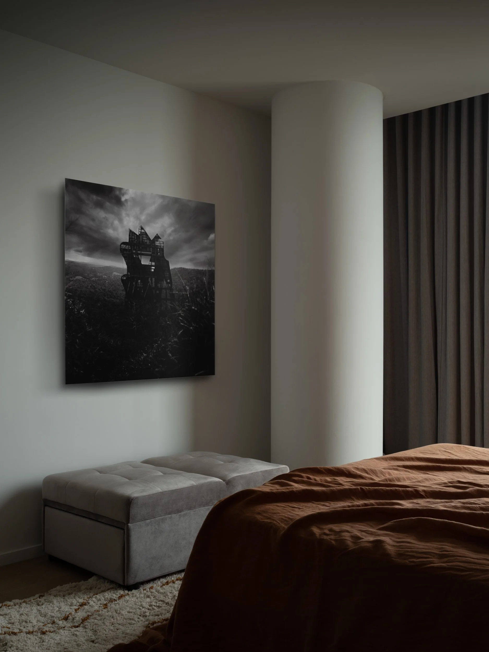 ahmad-abouzanat-interior-design-midtown-apartment-bedroom-02.jpg