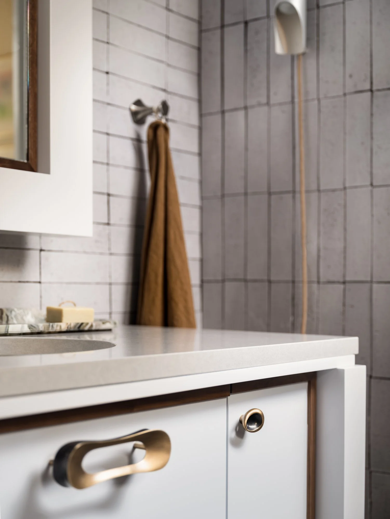 ahmad-abouzanat-kips-bay-show-house-new-york-interior-design-13.jpg