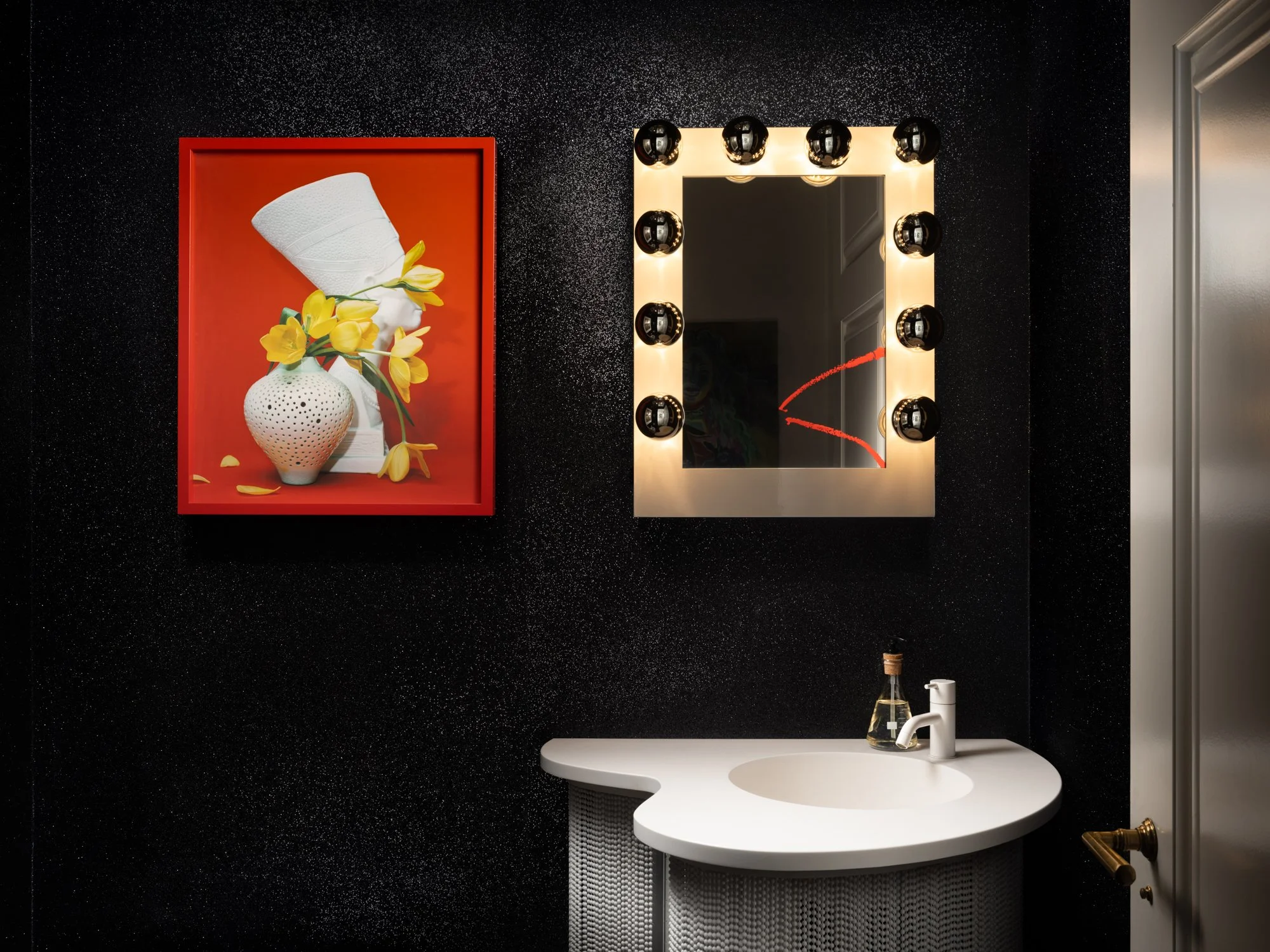 benjamin-noriega-ortiz-upper-east-side-new-york-interior-design-bath-room-02.jpg