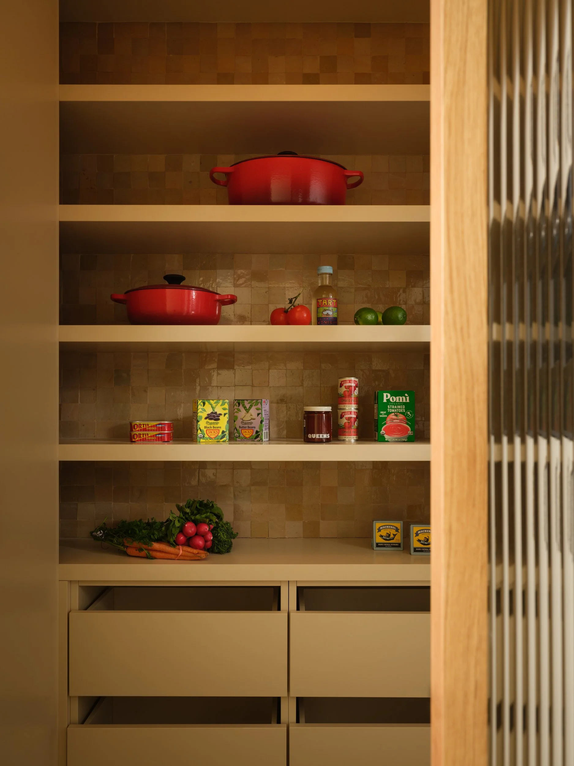 ma-studio-tribeca-interior-pantry-01.jpg