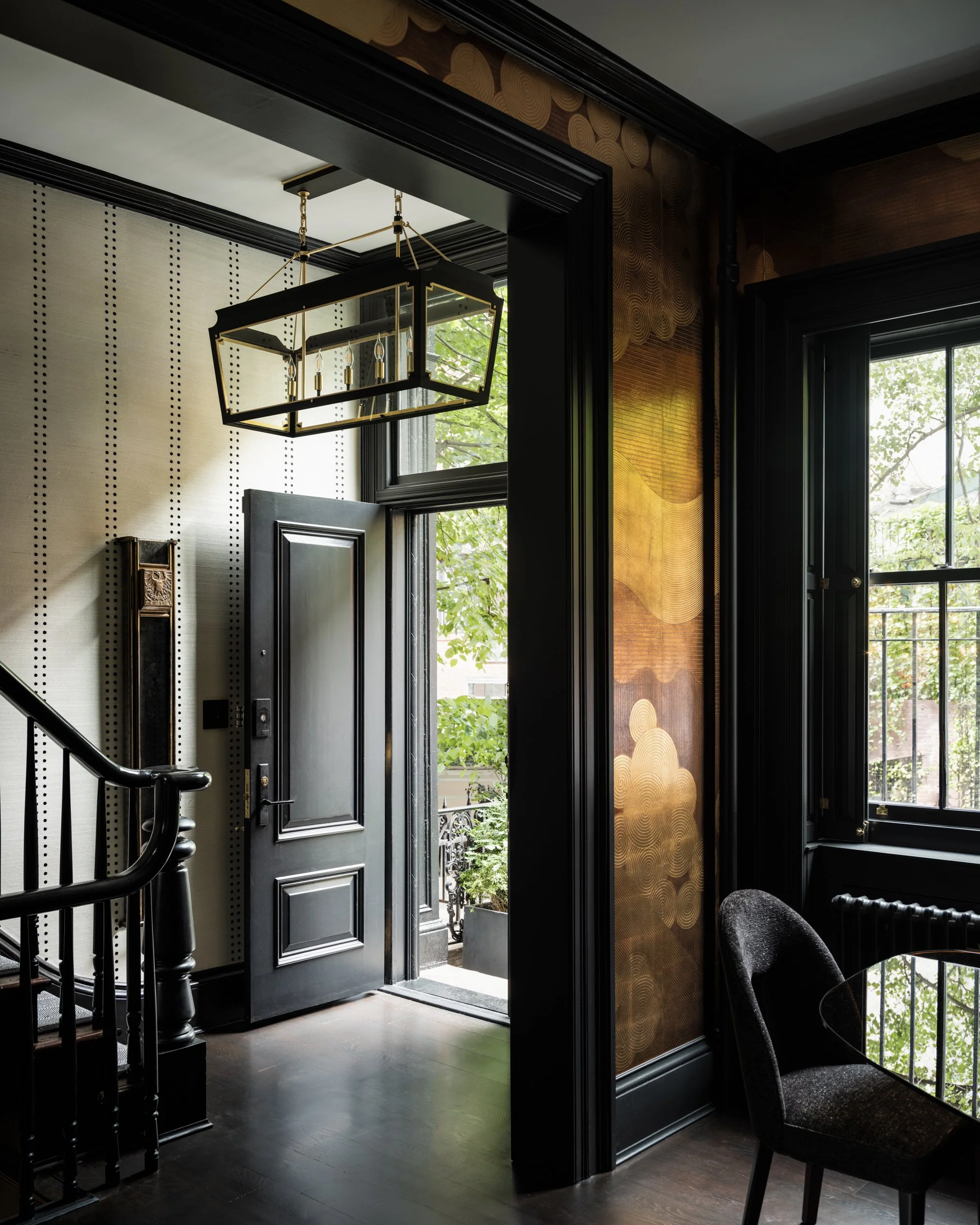 francis-interiors-west-villiage-foyer-03.jpg