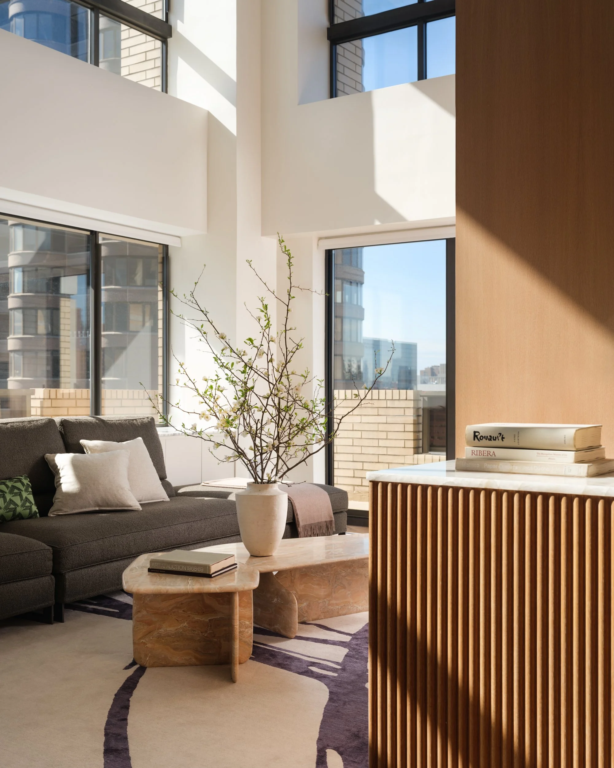 lara-apelian-studio-interior-design-midtown-living-room-01.jpg