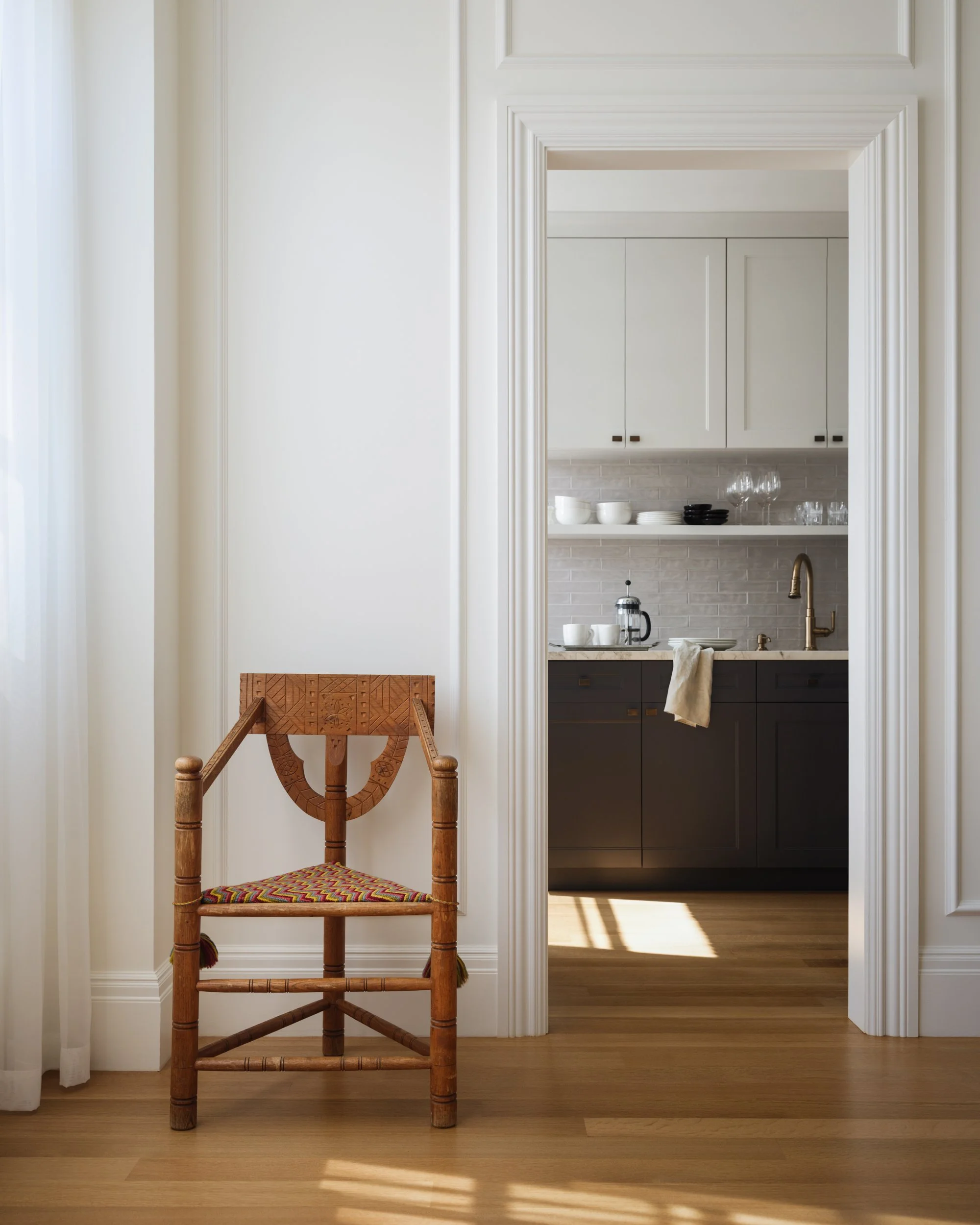 libarikian-interiors-design-upper-west-side-dining-room-07.jpg