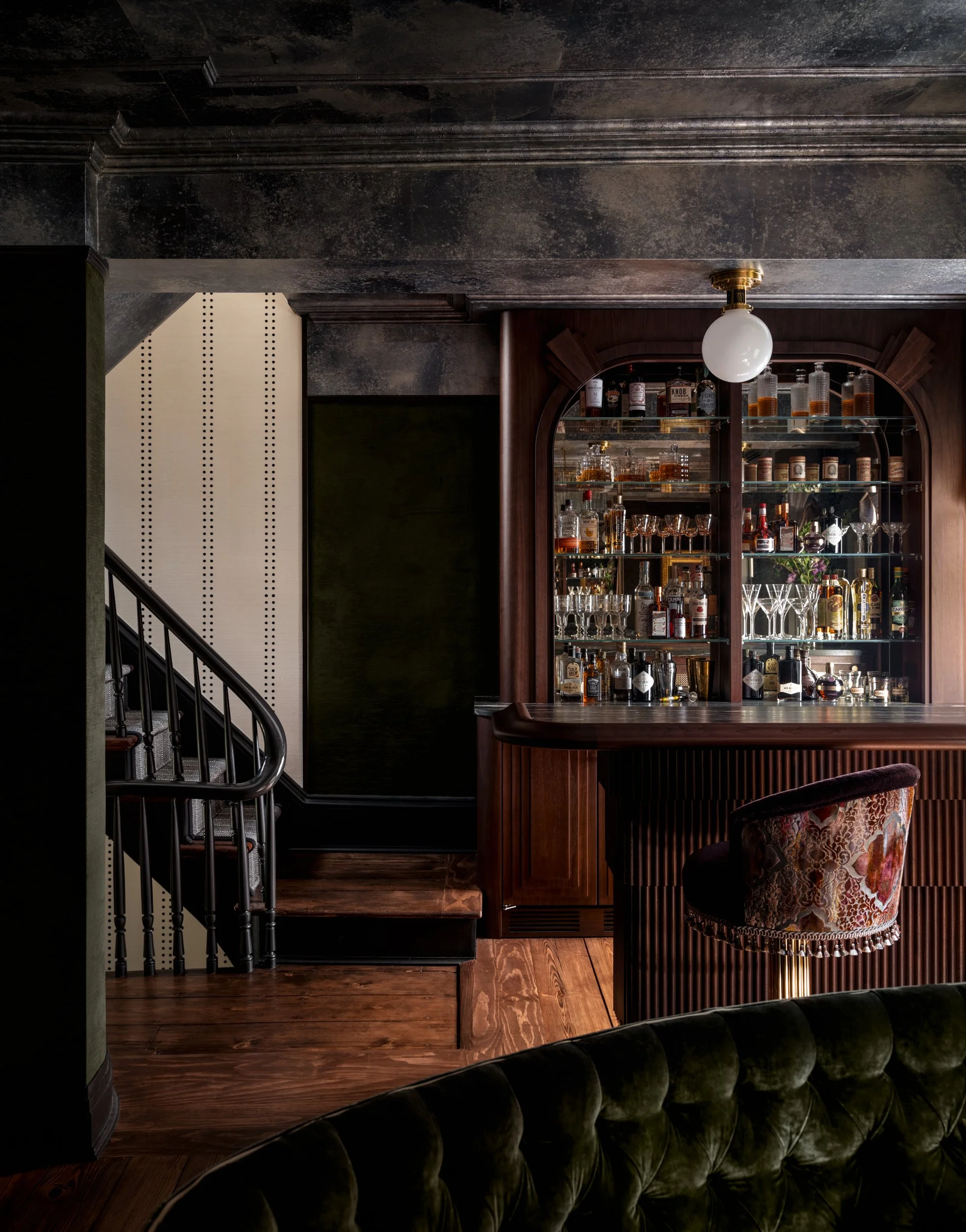francis-interiors-west-villiage-bar-living-room-02.jpg