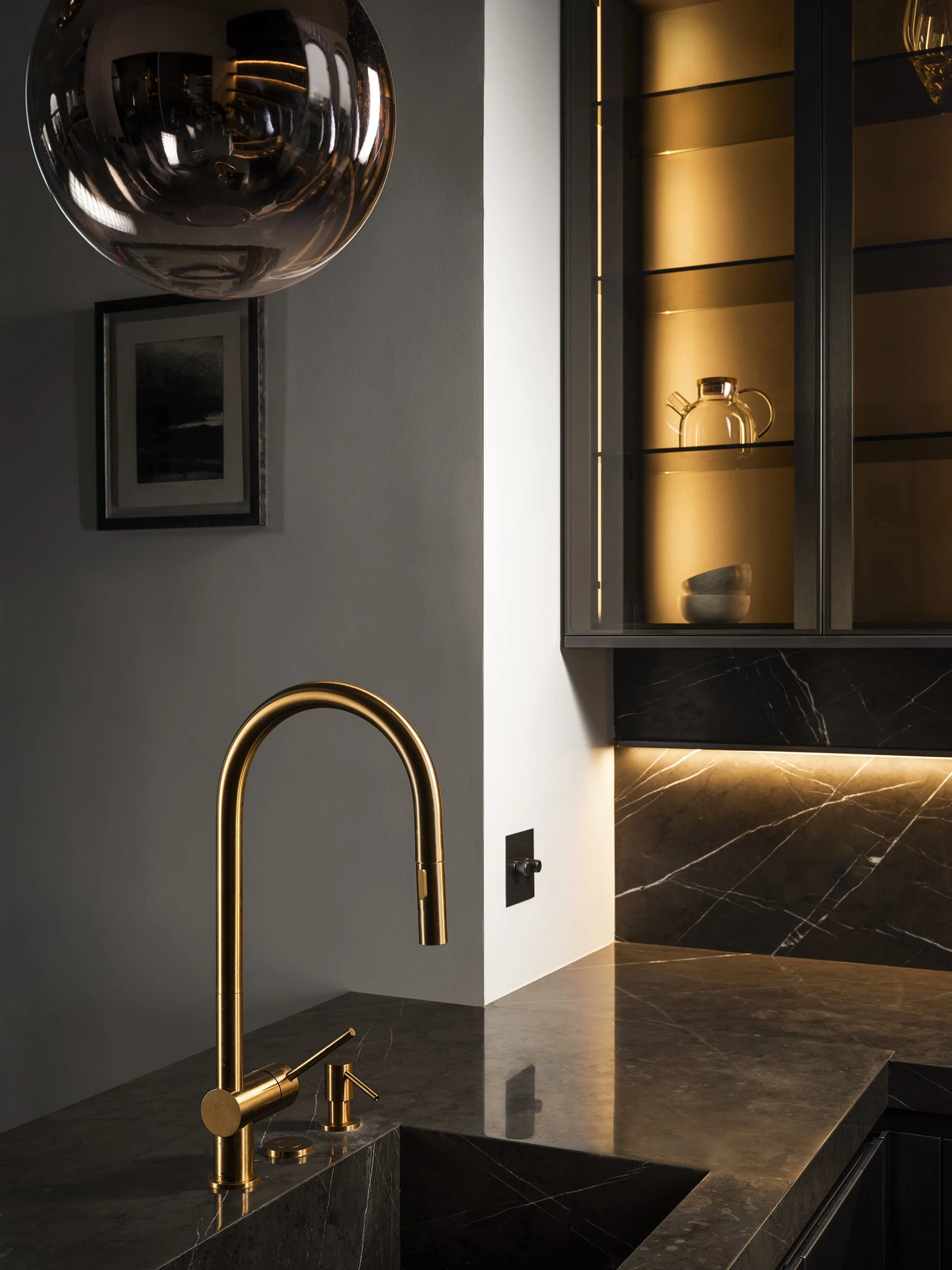 pdc-mountain-west-upper-west-side-interior-design-loft-kitchen-09.jpg