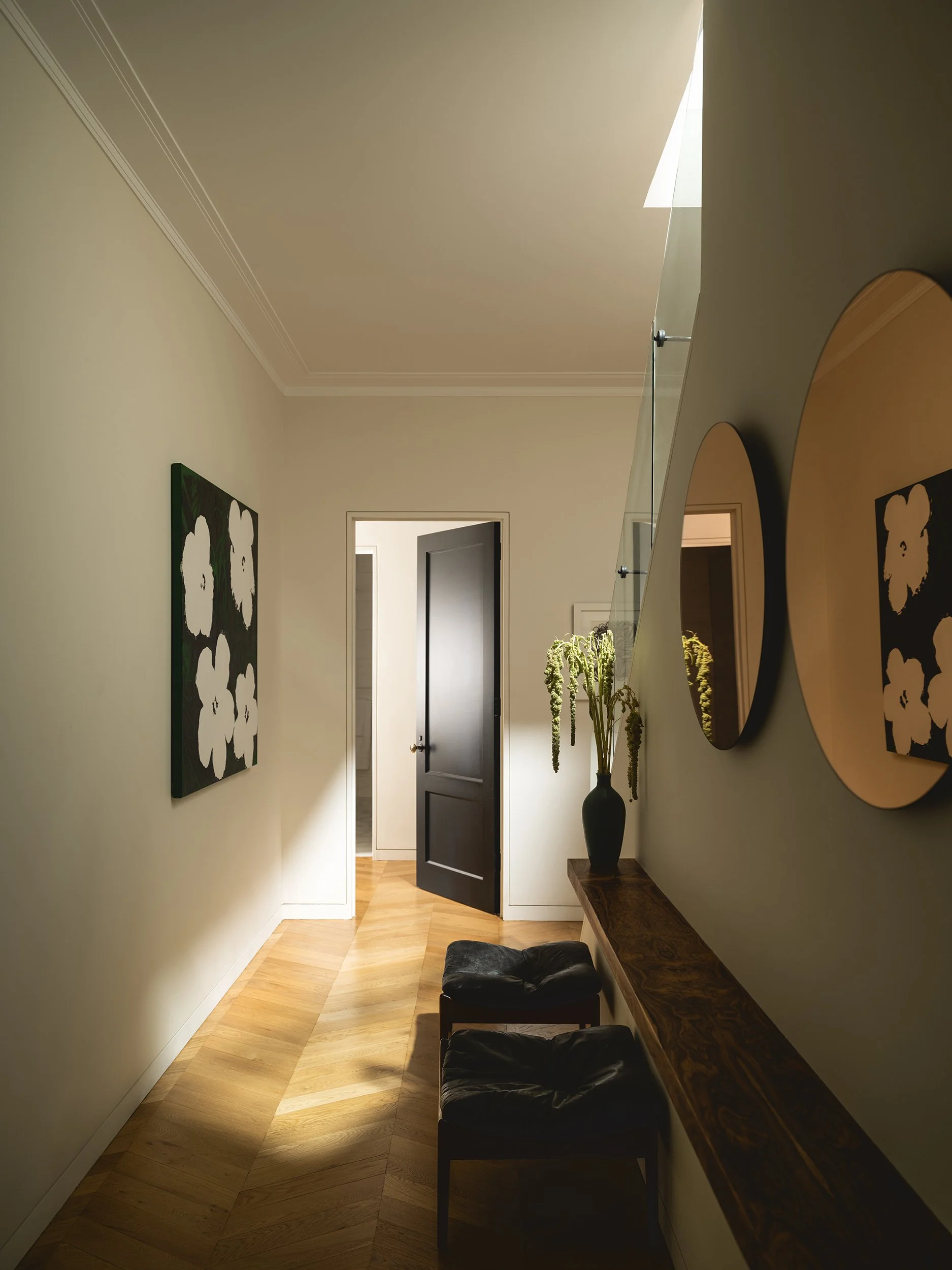 avroko-chelsea-interior-hallway-detail-01.jpg