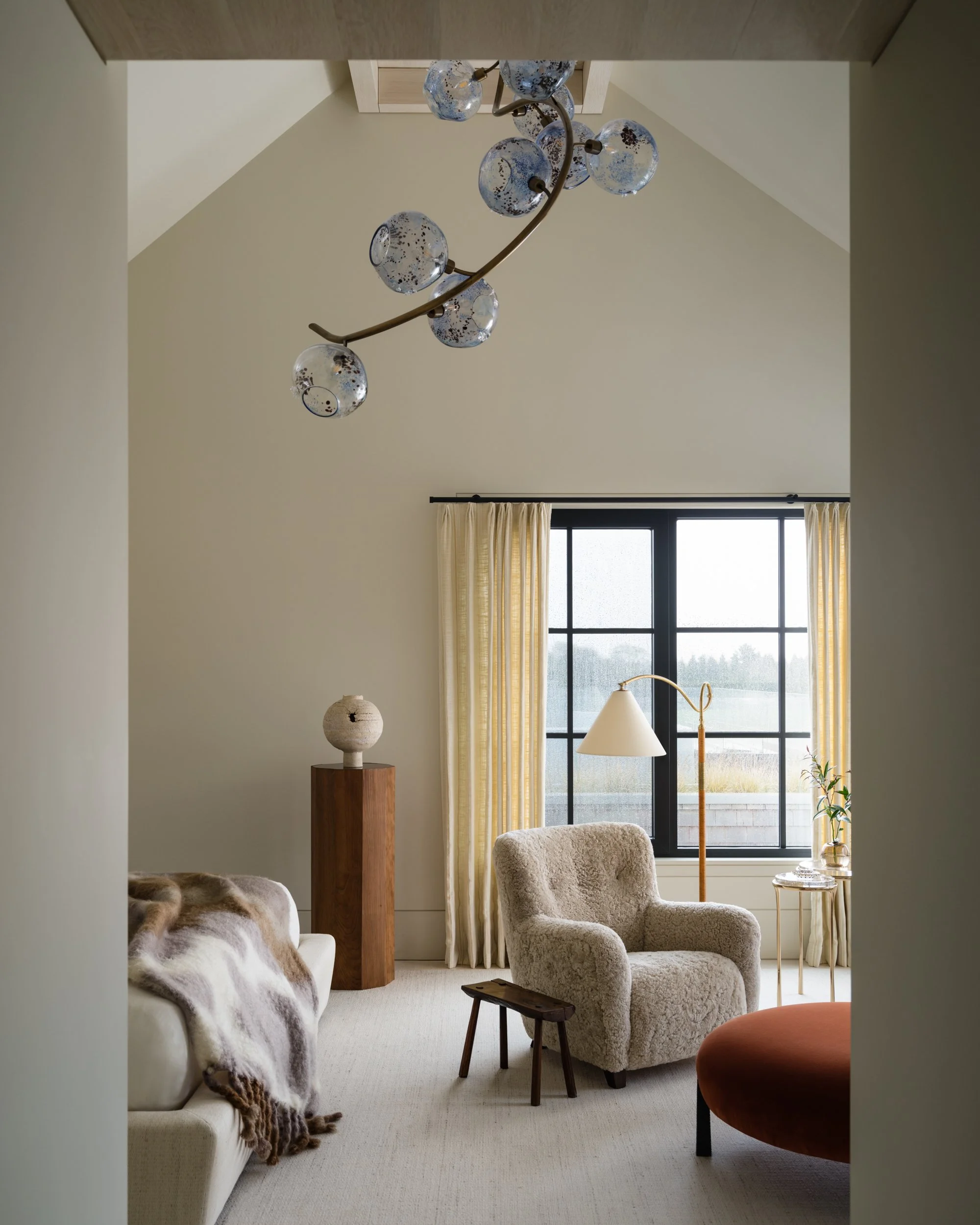 valerie-pena-sagaponack-hampton-bedroom-06.jpg
