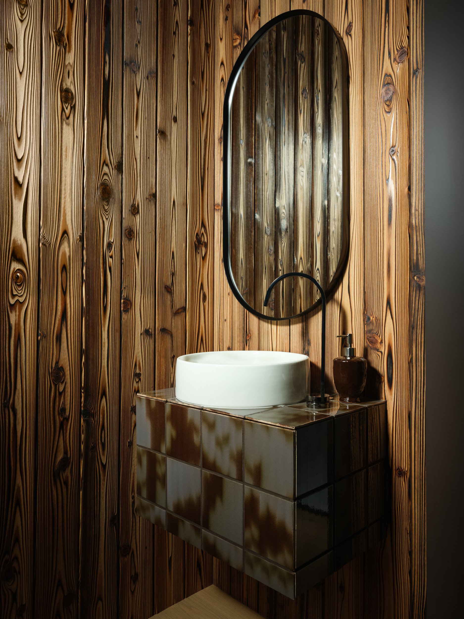 huma-sulaiman-los-angeles-thus-interior-design-bath-room-02.jpg