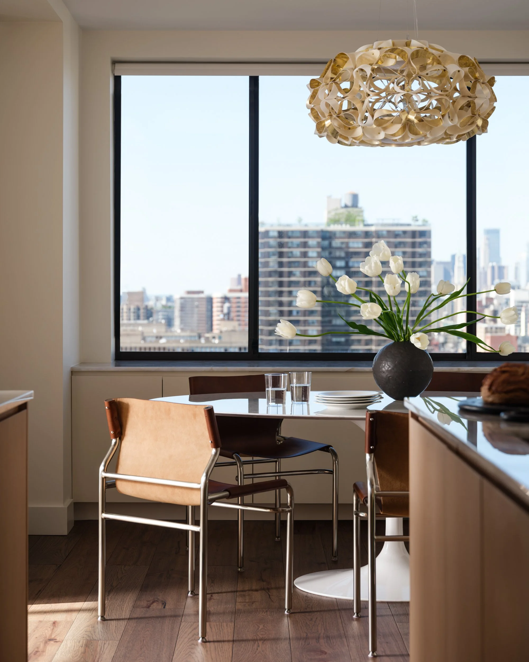 lara-apelian-studio-interior-design-midtown-dining-room-02.jpg