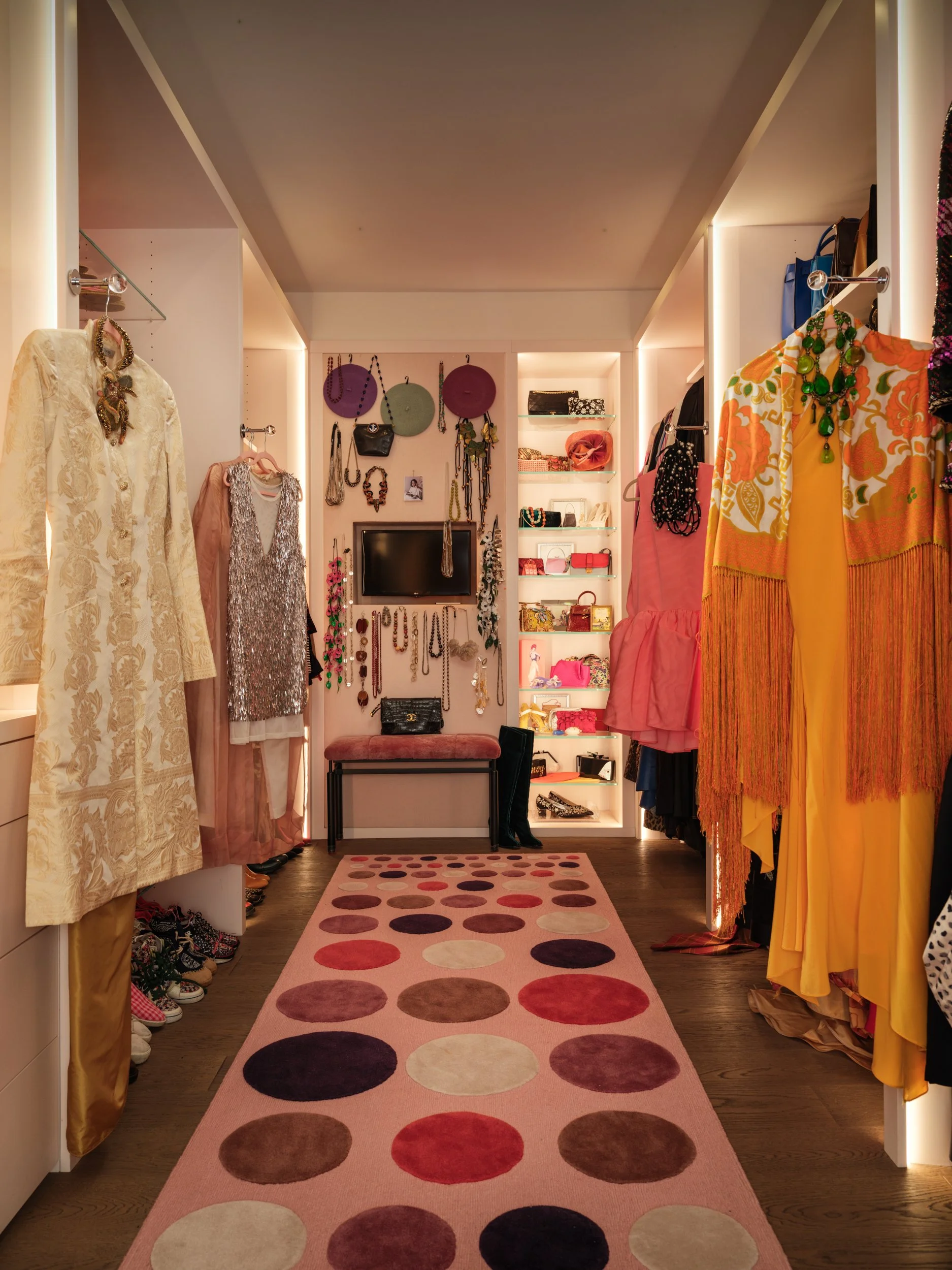 soho-loft-jamie-drake-design-closet-2.jpg