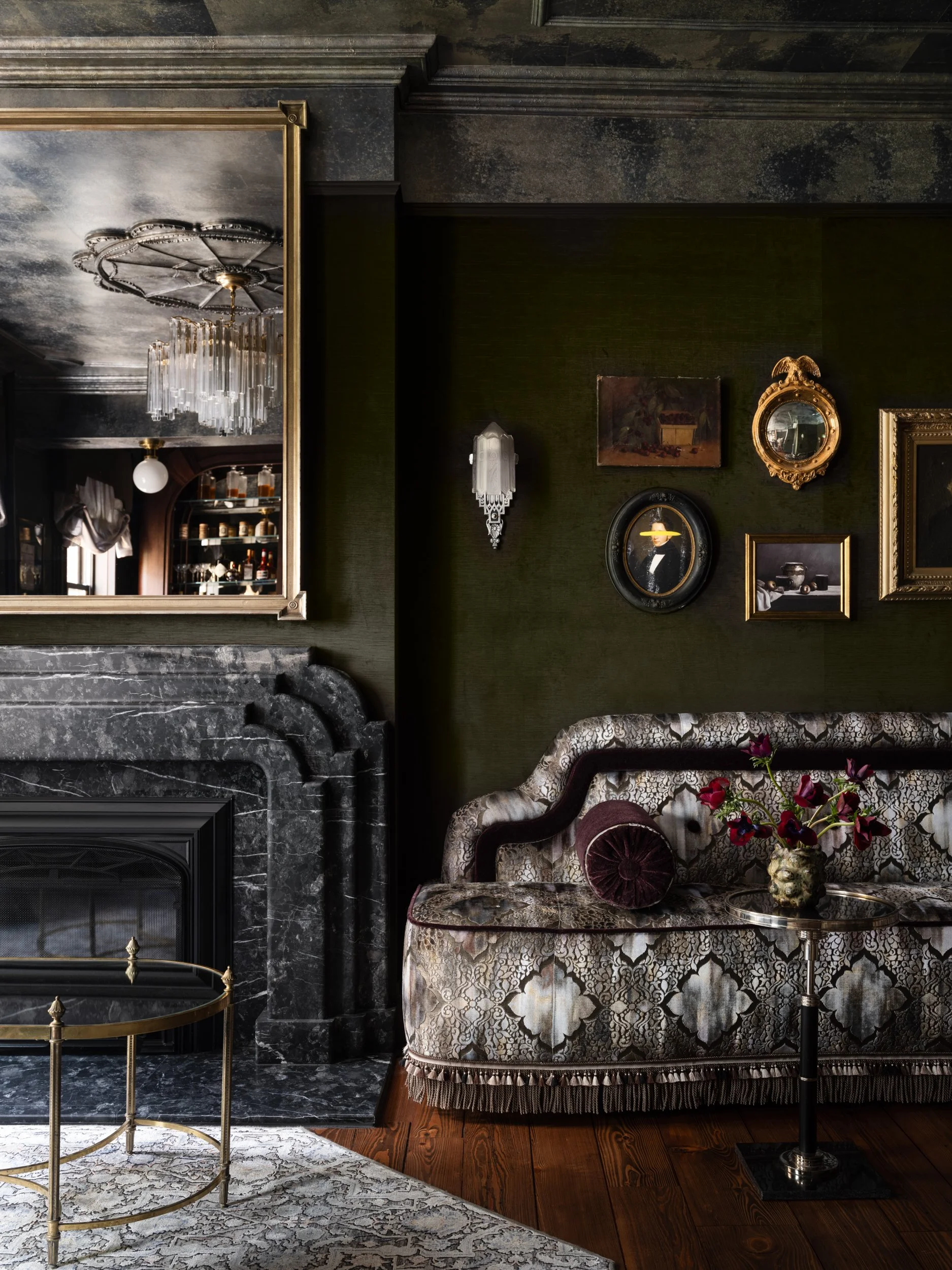 francis-interiors-west-villiage-bar-living-room-07.jpg